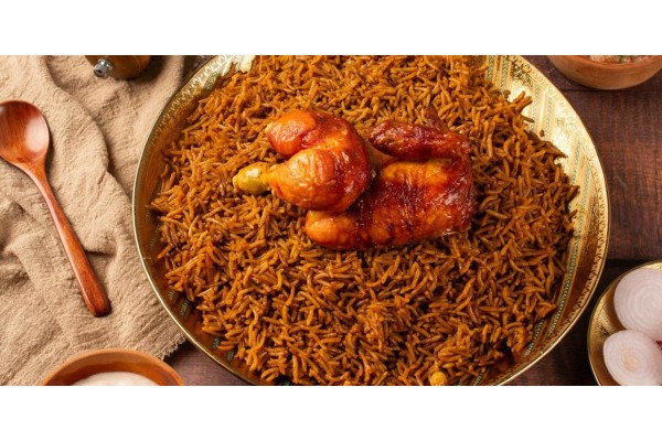 بهارات المضغوط: كيف تضبطينها بالبيت مثل المطاعم