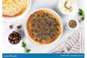 خبز بالزعتر والبهارات: وصفة سعودية بأسلوب البيت